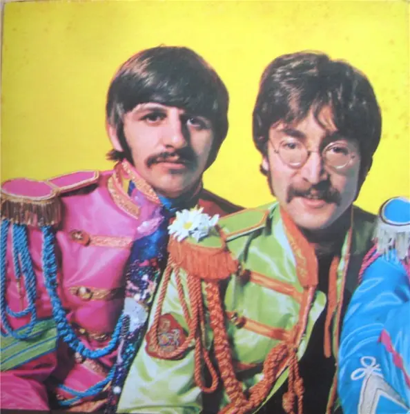 The Beatles - Sgt. Pepper's Lonely Hearts Club Band 뒷면