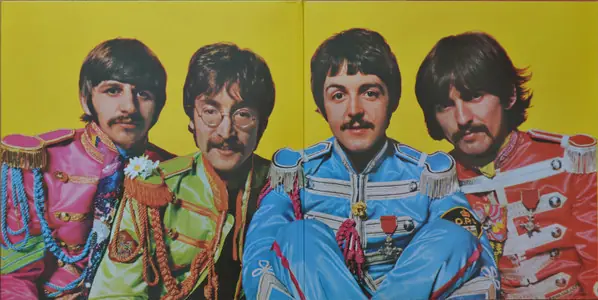 The Beatles - Sgt. Pepper's Lonely Hearts Club Band 뒷면