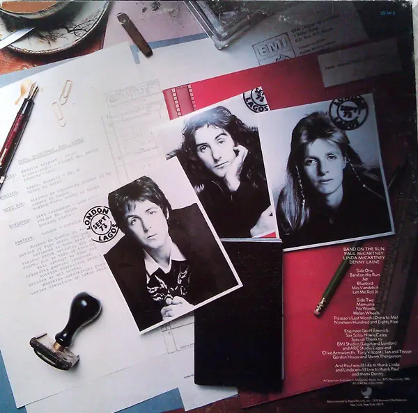 Wings - Band On The Run 뒷면