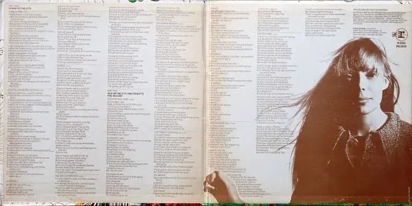 Joni Mitchell - Song To A Seagull 뒷면