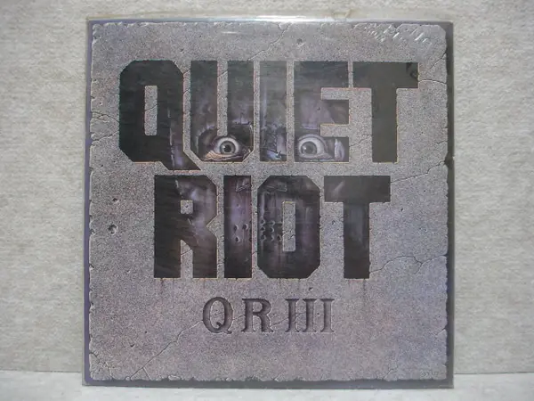 Quiet Riot - QR III 앞면