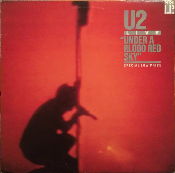 U2 - Live "Under A Blood Red Sky" 앞면