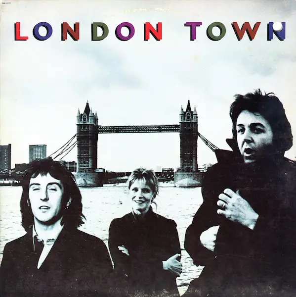 Wings - London Town 앞면