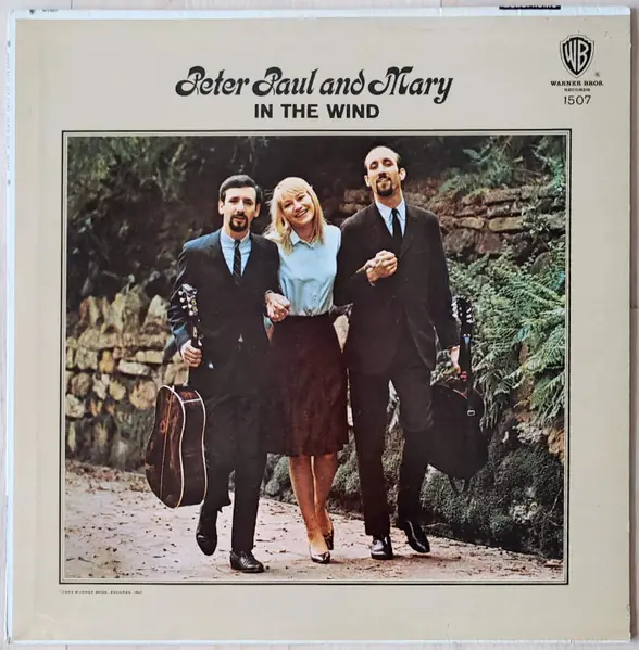 Peter, Paul & Mary - In The Wind 앞면