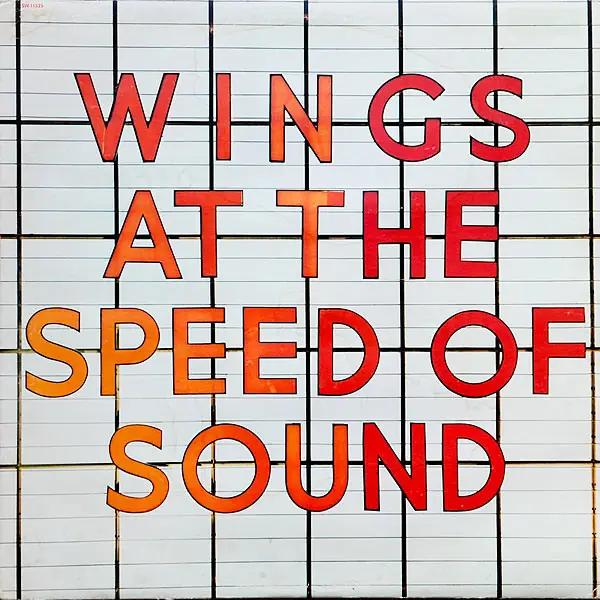 Wings - At The Speed Of Sound 앞면